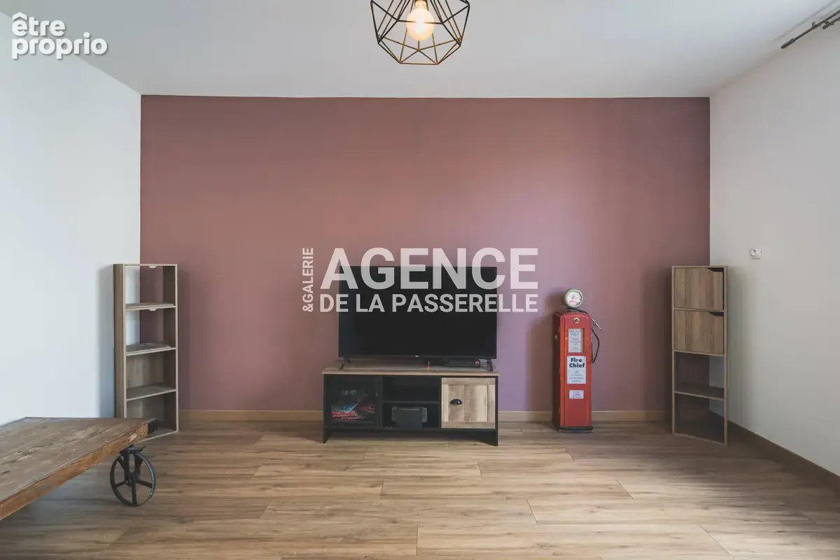 Maison rénovée de 118m2, 4 chambres, jardin et piscine. - photo 15