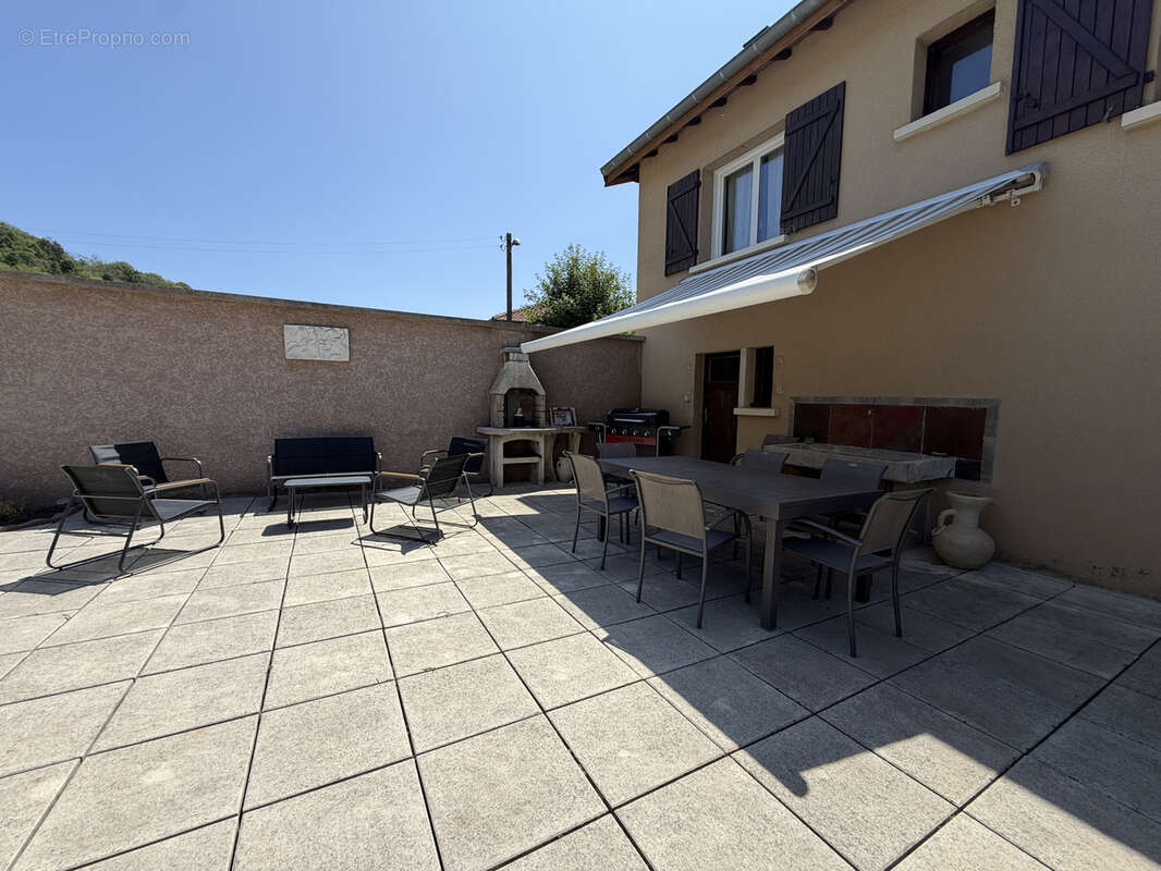 En exclusivité   maison familiale avec piscine à poncin - photo 6