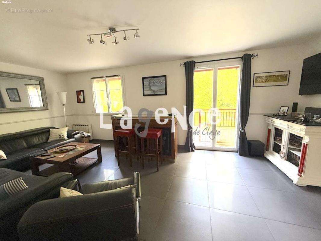 Maison à CLAYE-SOUILLY