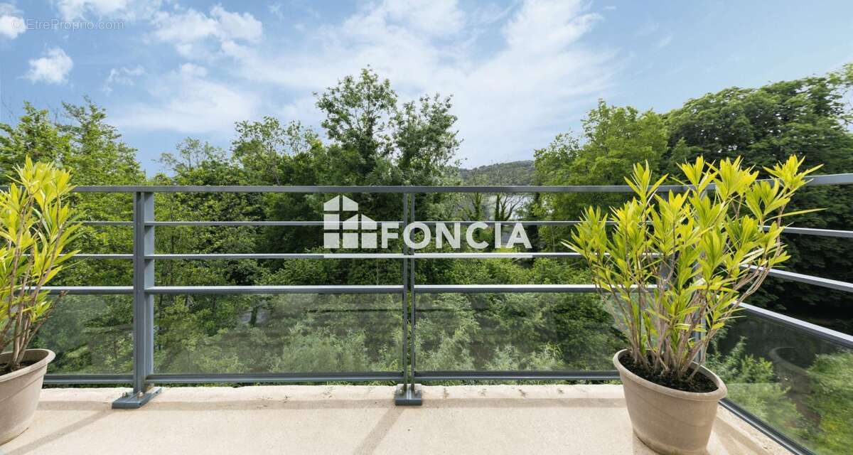 Appartement à NOTRE-DAME-DE-BONDEVILLE