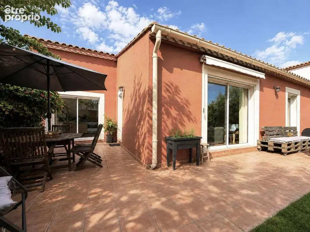 Saint-mamert-du-gard maison de plain-pied d’environ 100 m² 4 chambres, jardin et garage - photo 10
