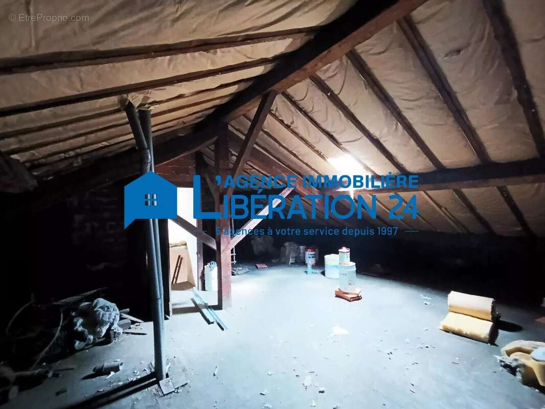 Appartement à SAINT-ETIENNE