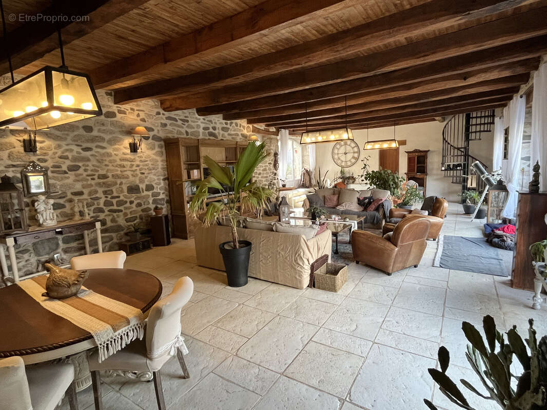 Maison à GRAISSAC