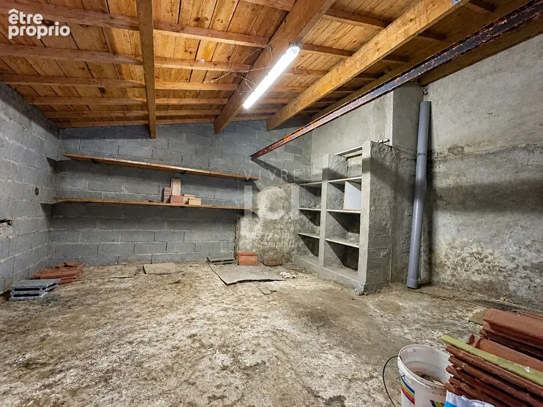 Maison - 3 pièces - 65 m² - Dépendances - photo 11