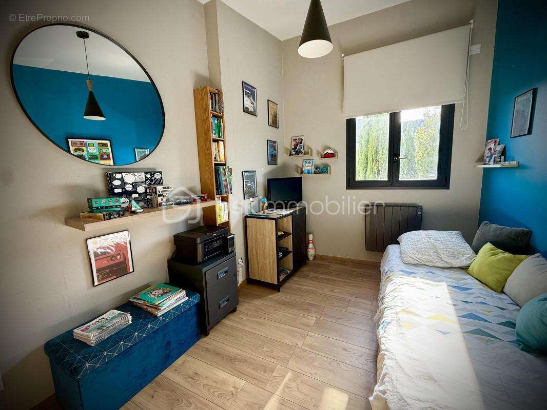 Maison familiale contemporaine de 154 m2 avec espace locatif indépendant loué 835€ par mois - quartier Strasbourg - photo 8