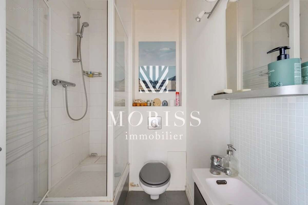 Appartement à PARIS-17E