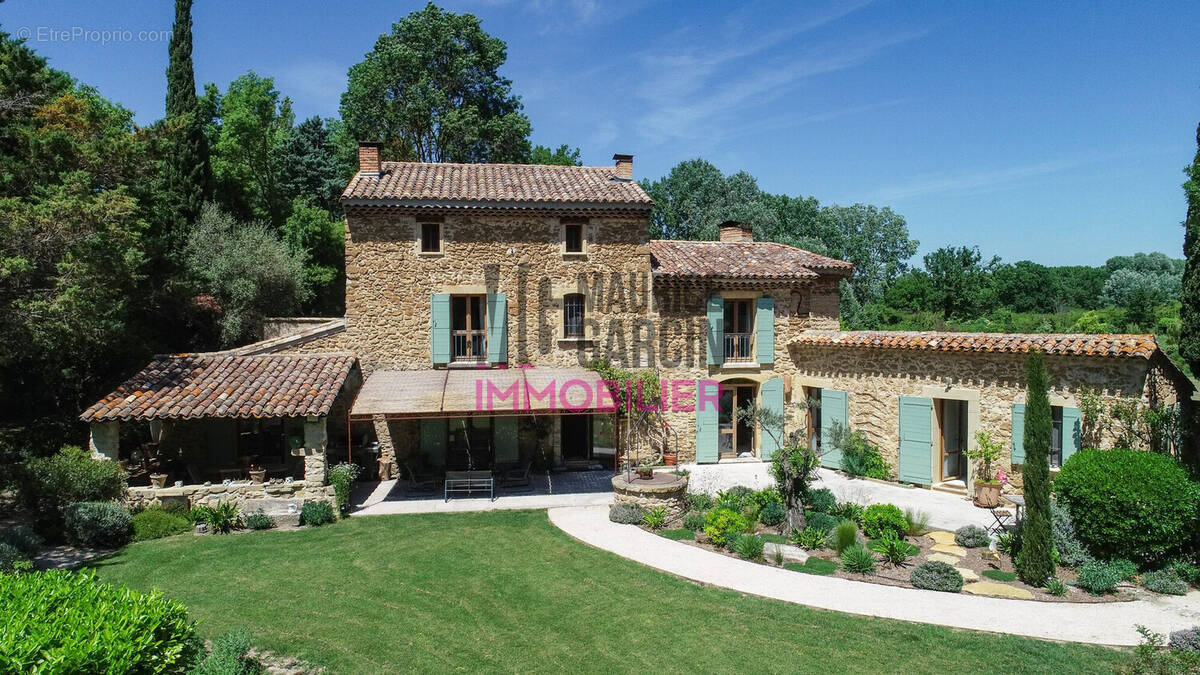 Maison à MONTEUX