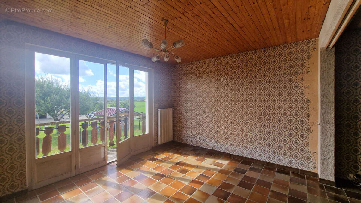 Maison à EVILLERS