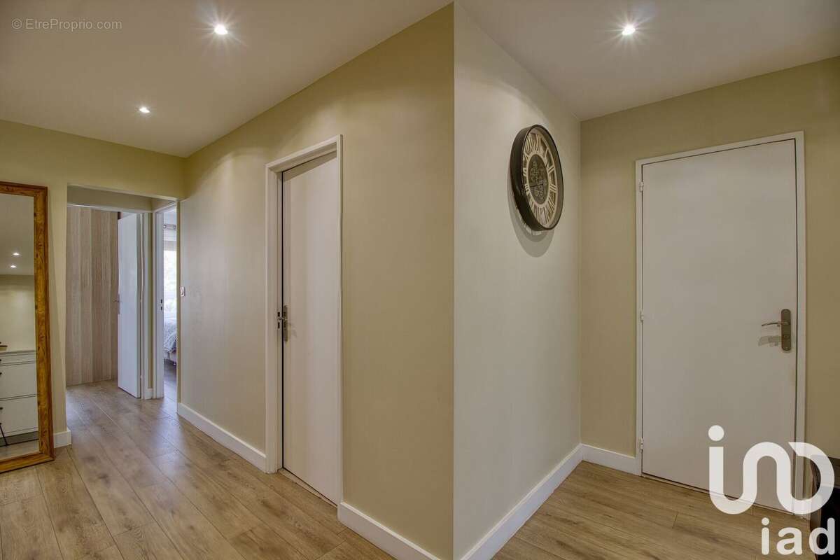 Photo 5 - Appartement à NOISY-LE-SEC