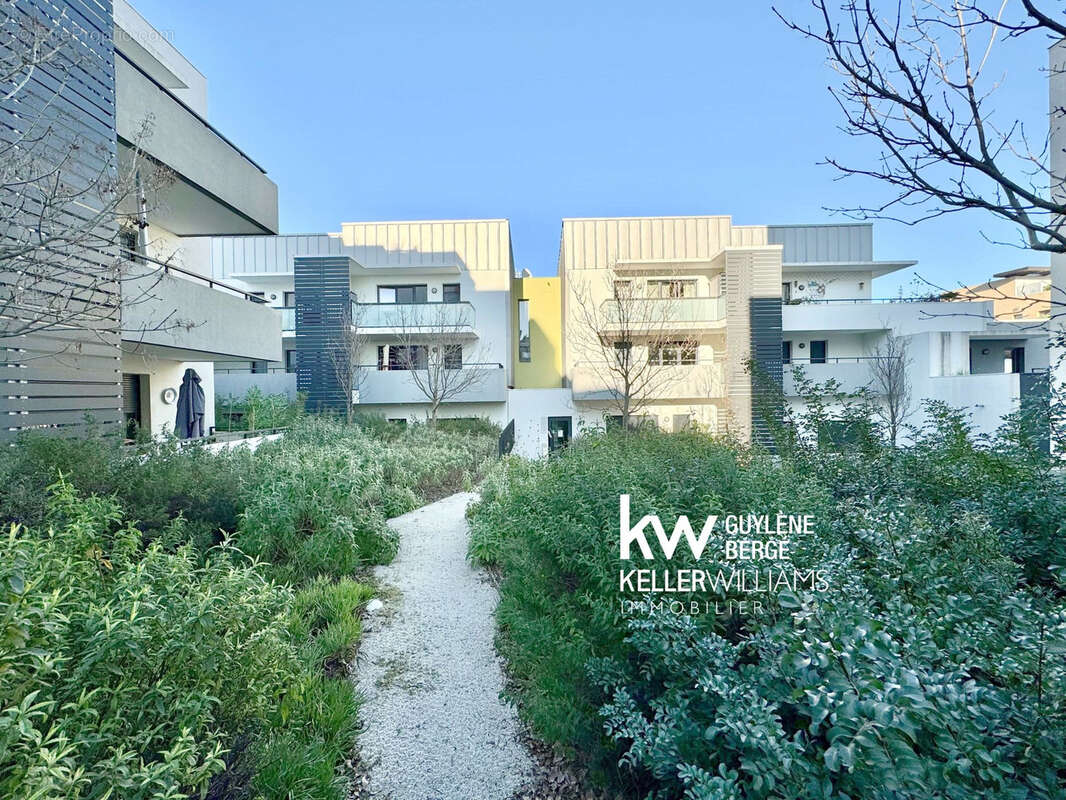 Appartement à SAINT-JEAN-DE-VEDAS