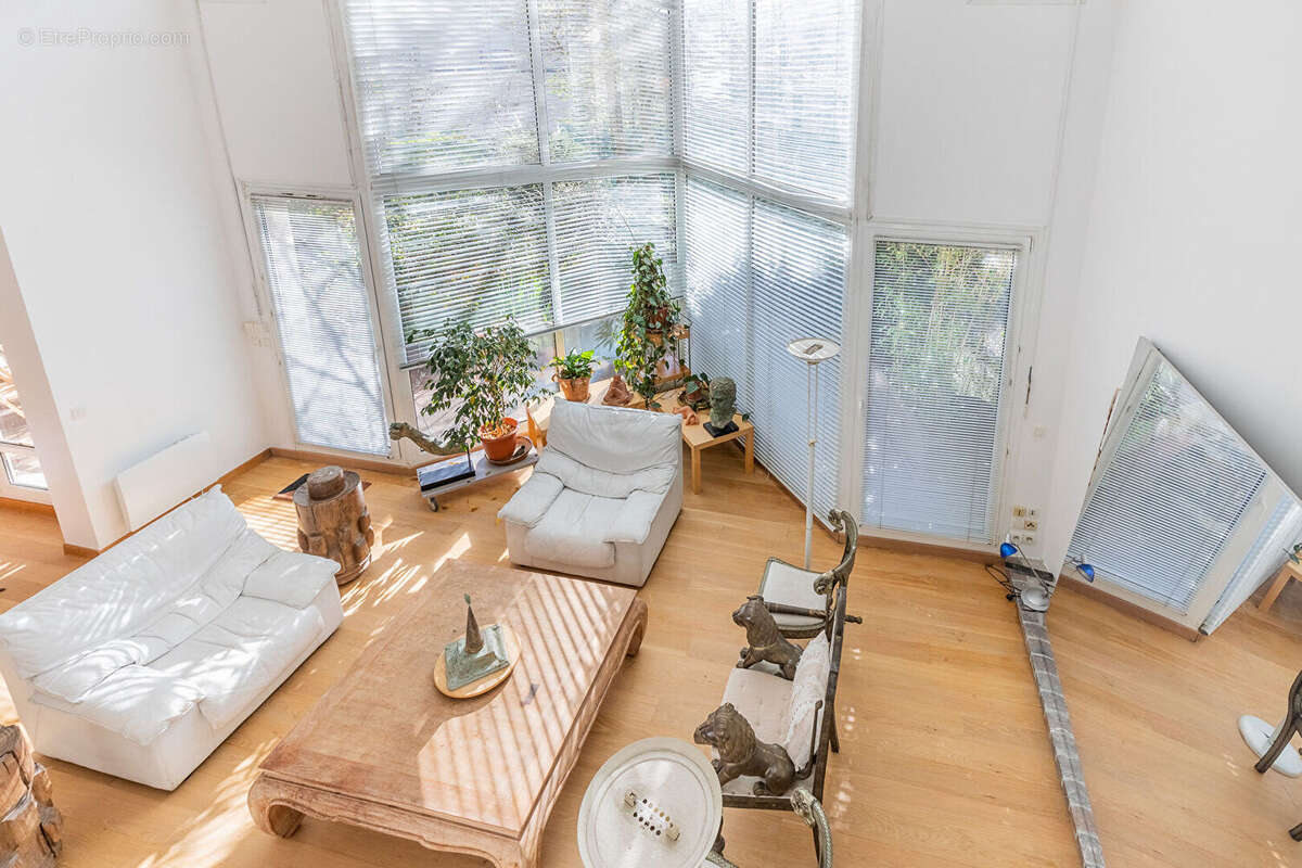 Appartement à VERRIERES-LE-BUISSON