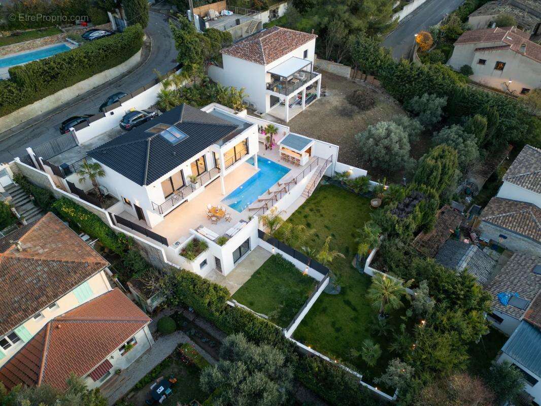 Maison à PLAN-DE-CUQUES