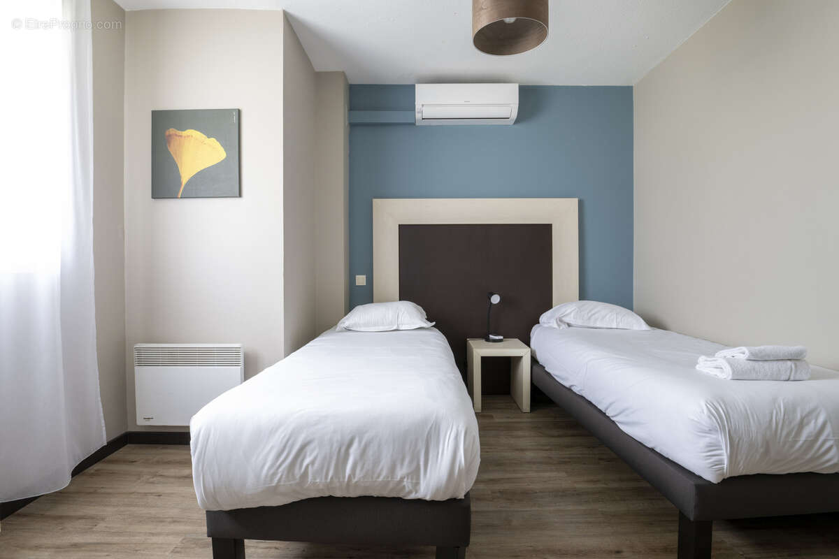 Appartement à SAINT-JEAN-D'ILLAC