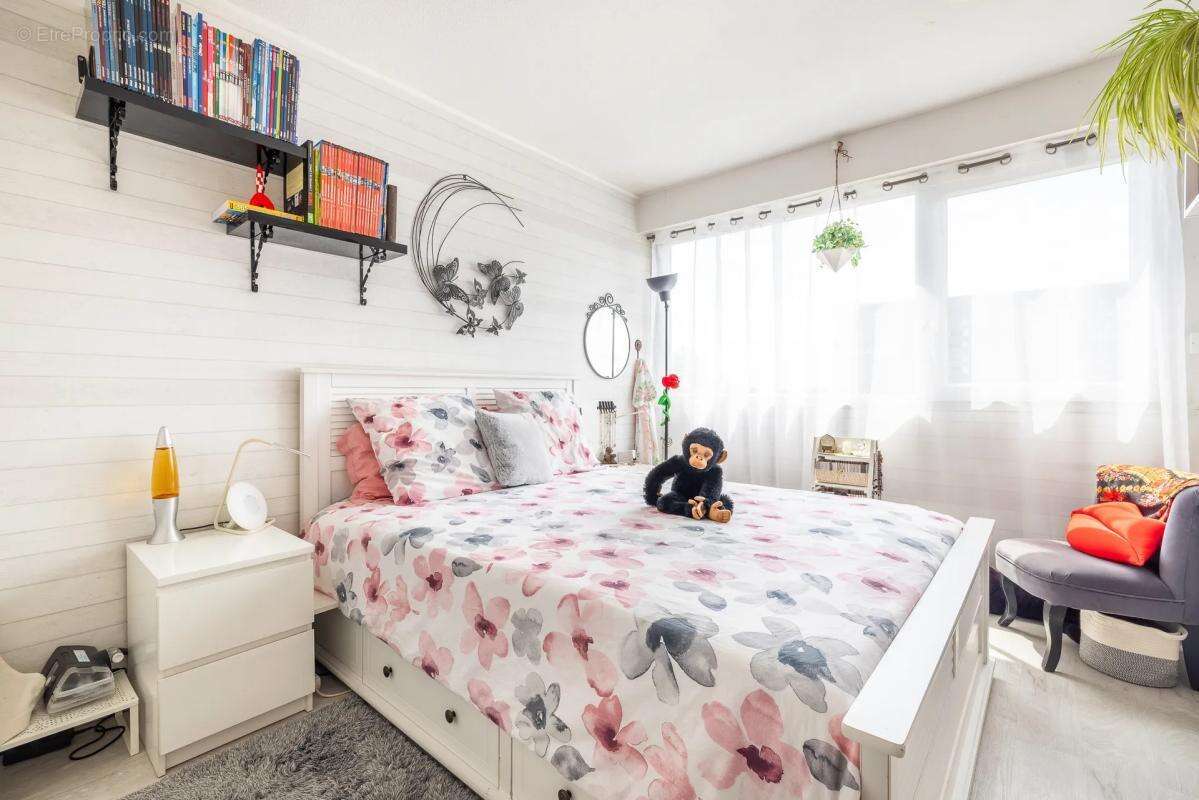 Appartement à VELIZY-VILLACOUBLAY