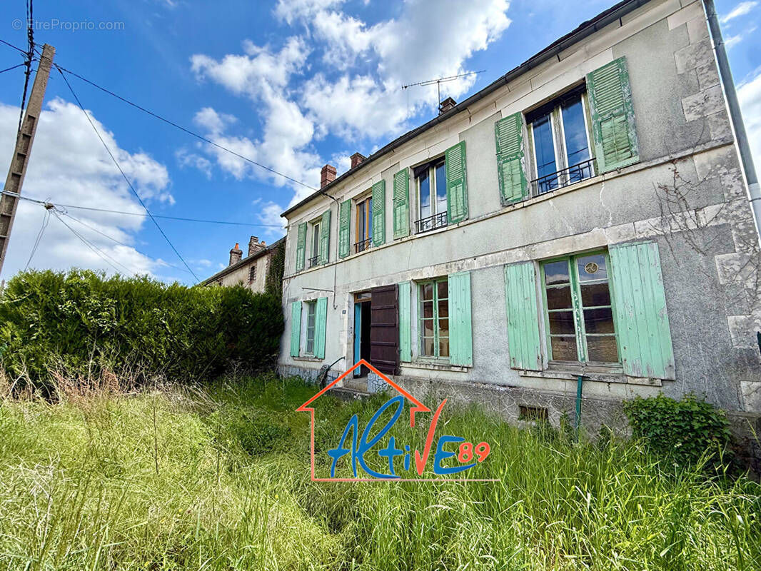 Maison à GUERCHY