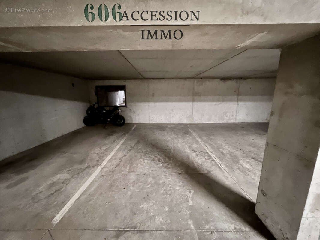 2 pièces avec CHAMBRE Dijon TOISON D'OR 34 m2 au 2ème étage dans Résidence Ravalée avec balcon /Cave + Parking - photo 11