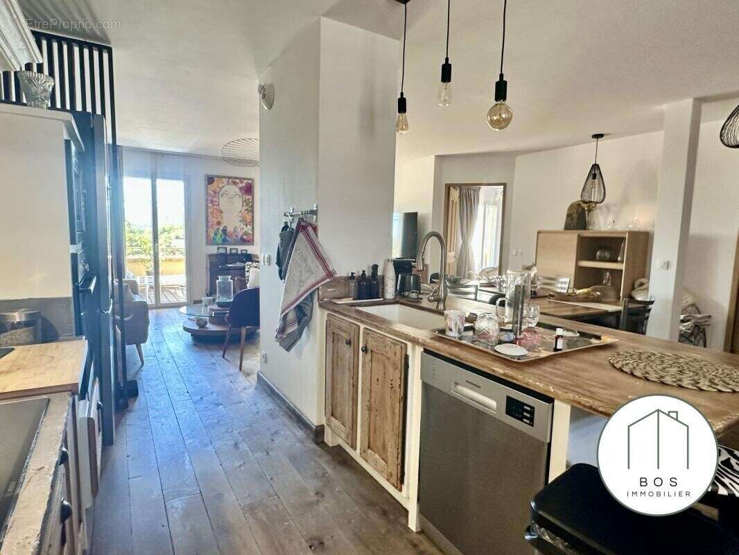 Appartement à MALLEMORT