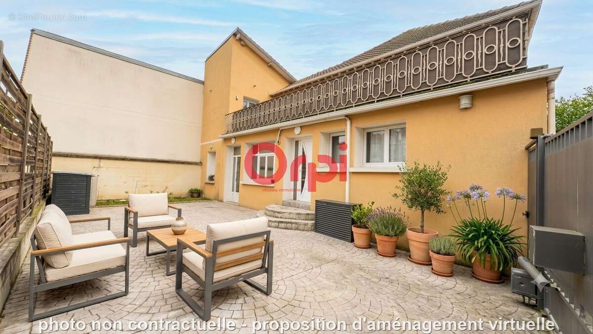Maison à NEUILLY-PLAISANCE