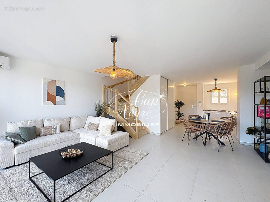 Maison à LA GARDE-FREINET