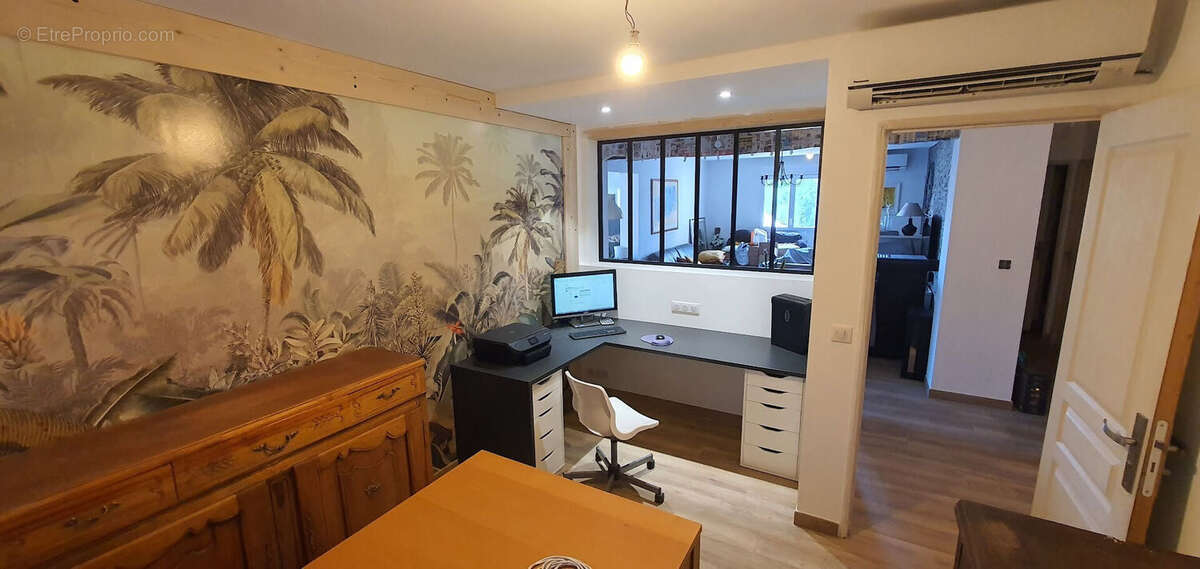 Maison à NANS-LES-PINS