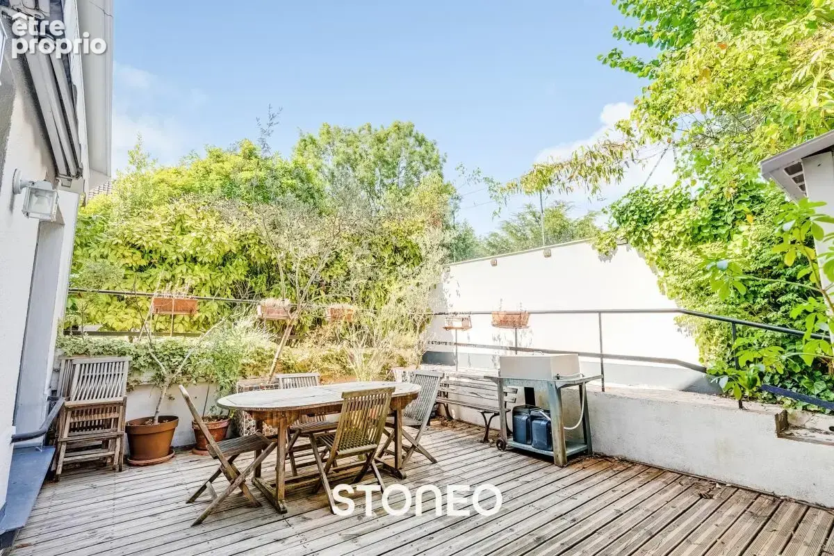 Maison  au calme avec grande terrasse arborée - photo 9