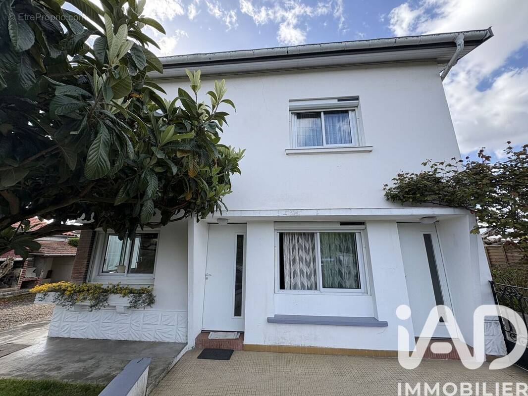 Photo 1 - Maison à TARBES