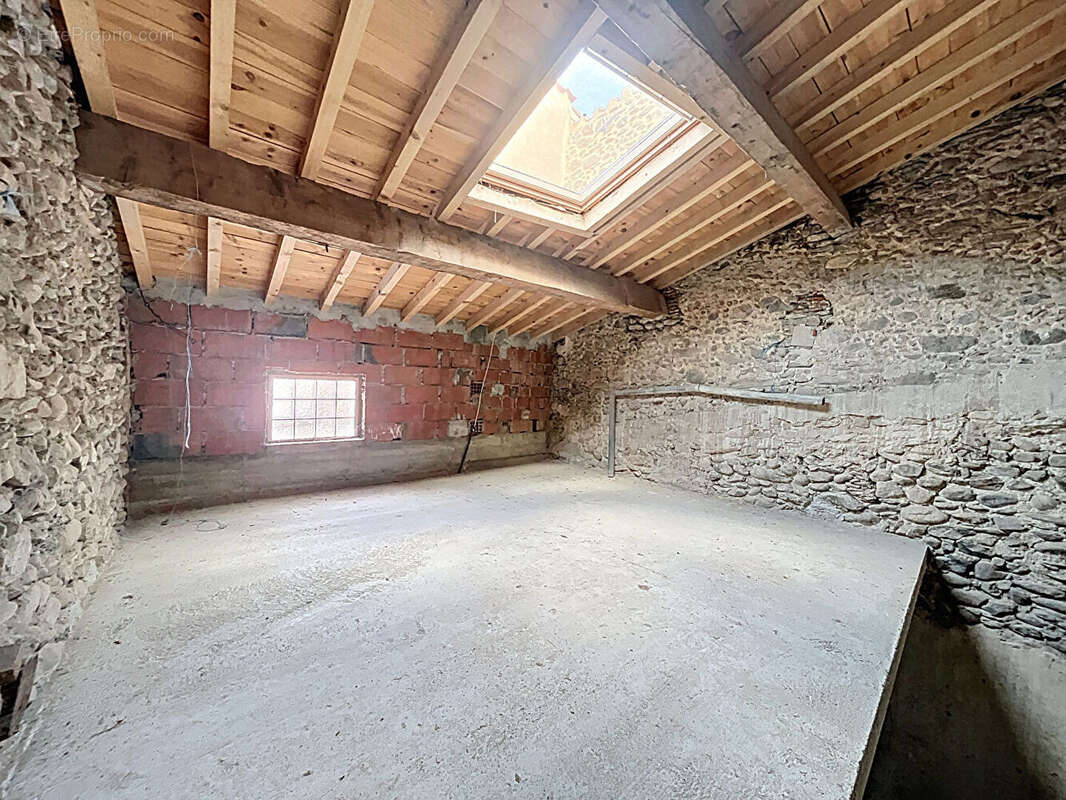 Maison à BOULETERNERE