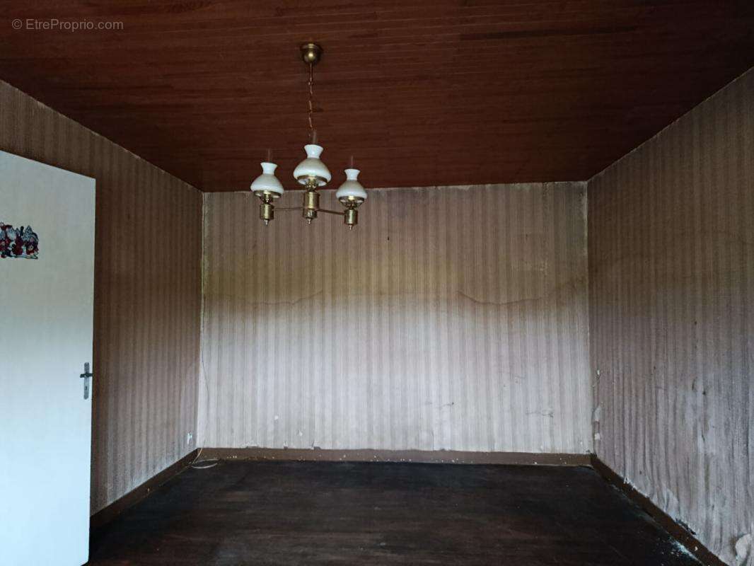 Maison à GUISCRIFF