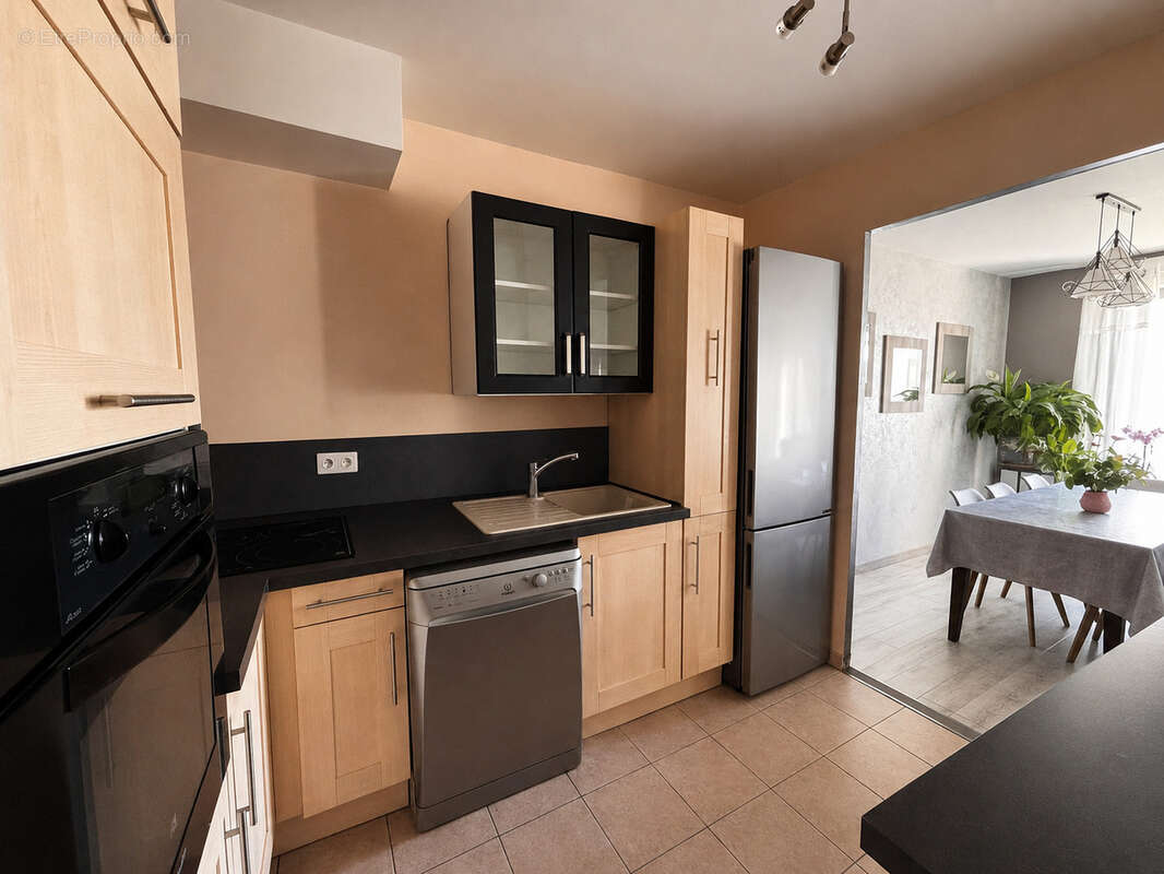 Appartement à CRECY-LA-CHAPELLE