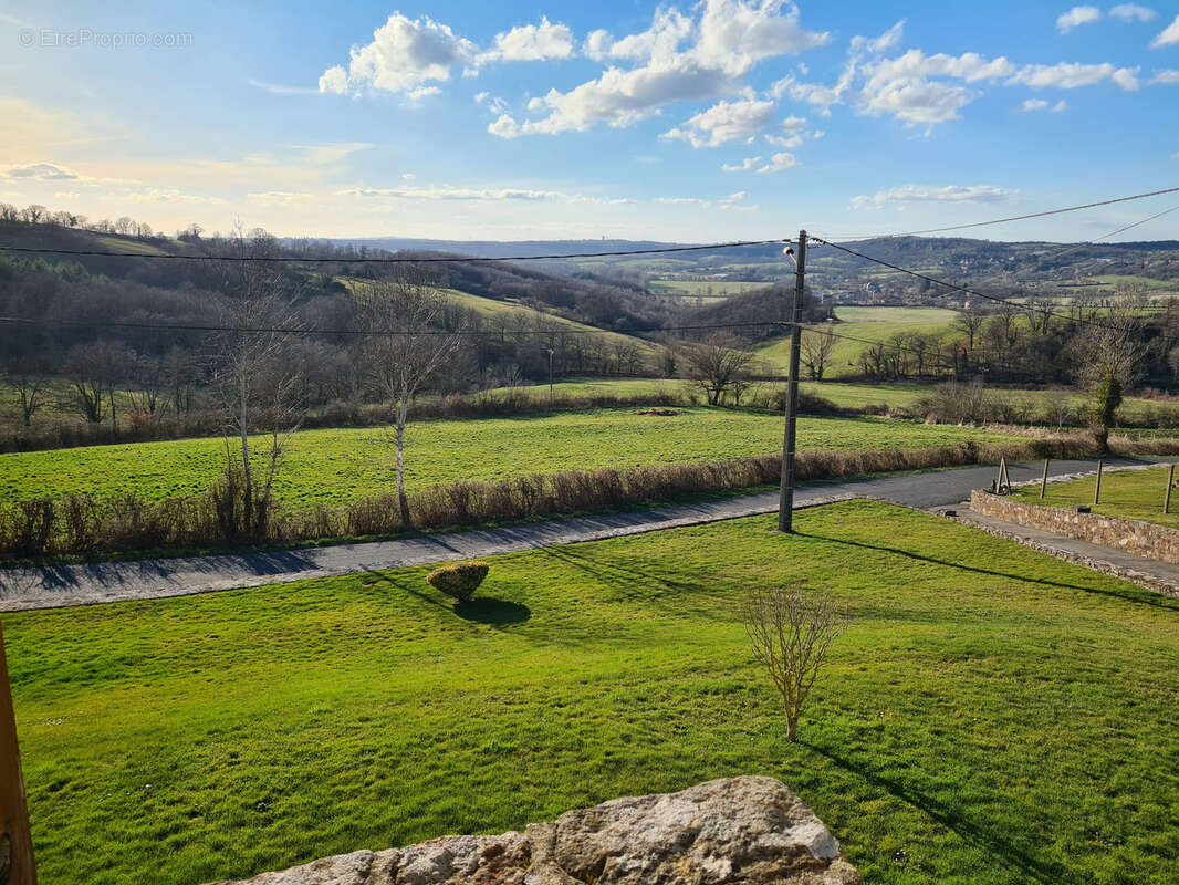 Maison à MONTROZIER