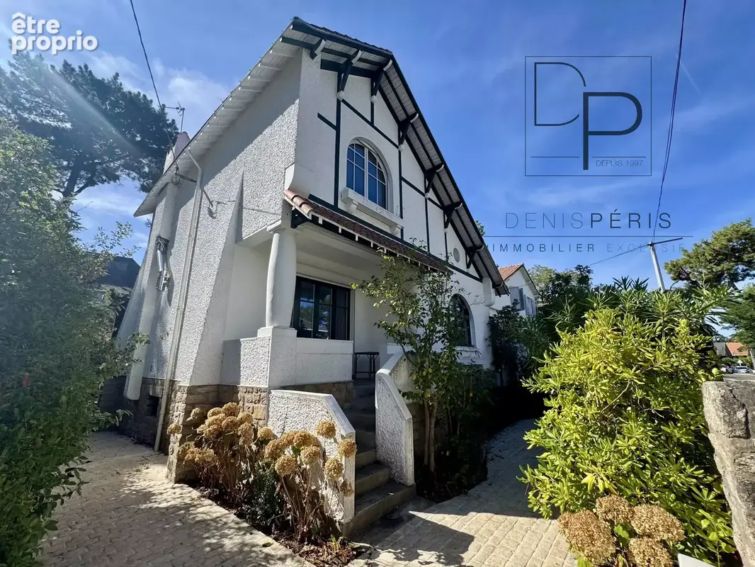 EXCLUSIVITE La Baule Villa Basque de 1930 - photo 17