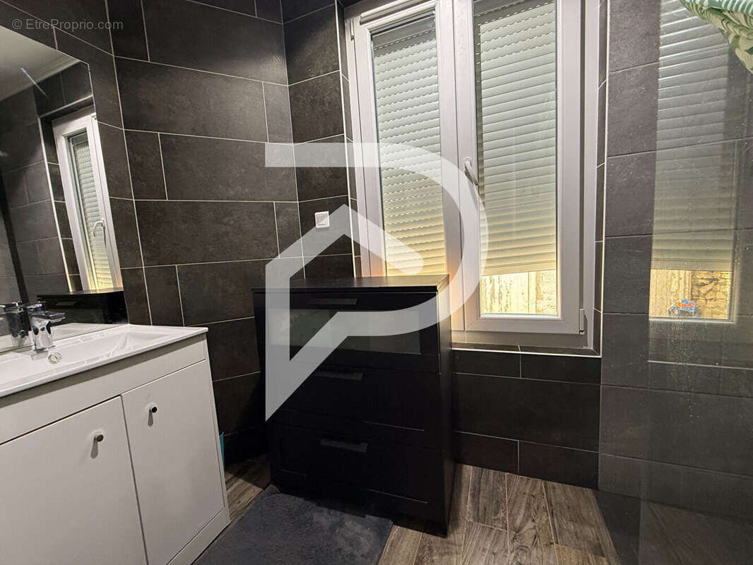 Maison à MONTATAIRE