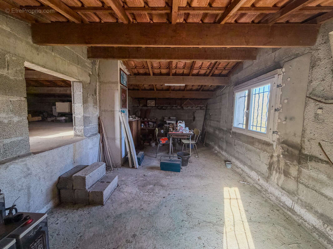 Maison à ESPARRON