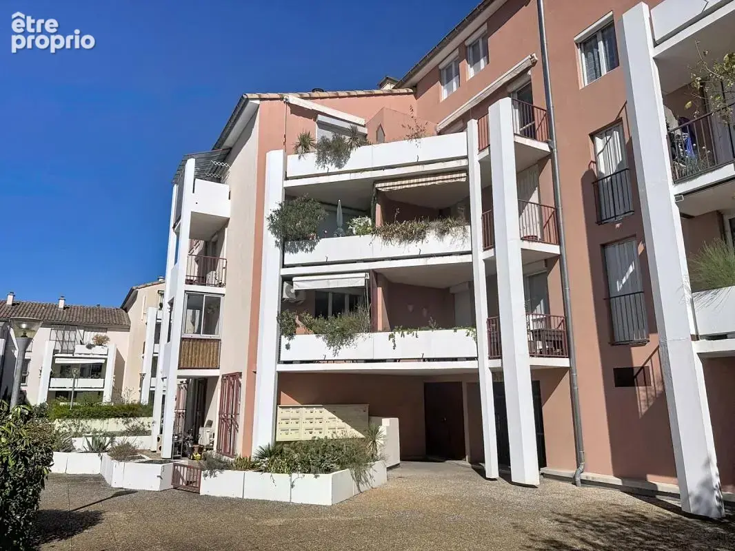 Avignon extra-muros – t4 avec deux balcons et parking - photo 10