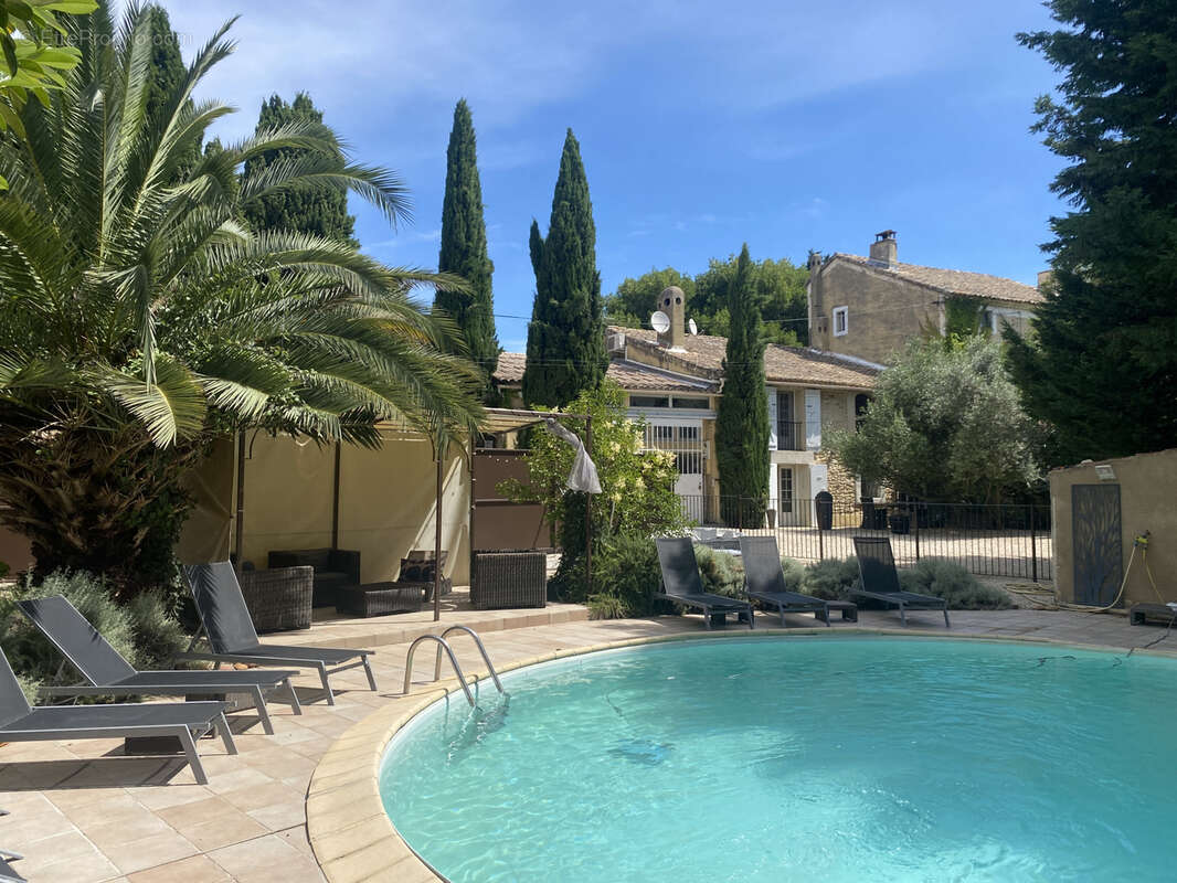 Caderousse, 5mn de l'échangeur A7/A9 d'Orange, 30mn de la gare TGV d'Avignon, Mas avec piscine sur parcelle de - photo 21
