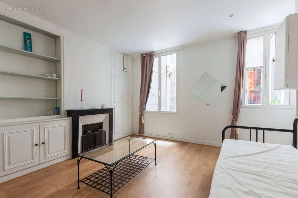 Appartement à PARIS-5E