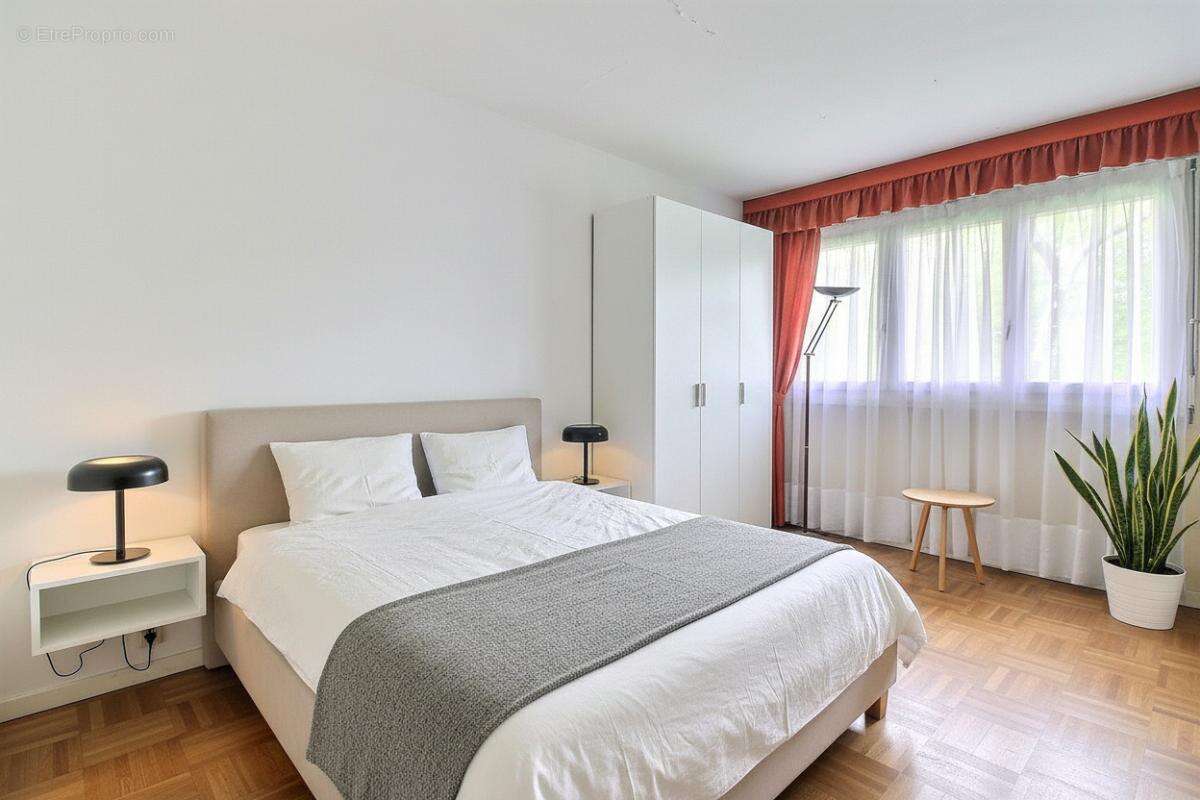 Appartement à BURES-SUR-YVETTE