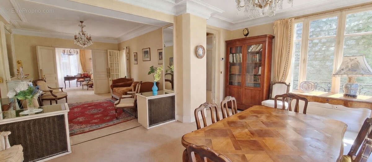 Maison à PARIS-15E