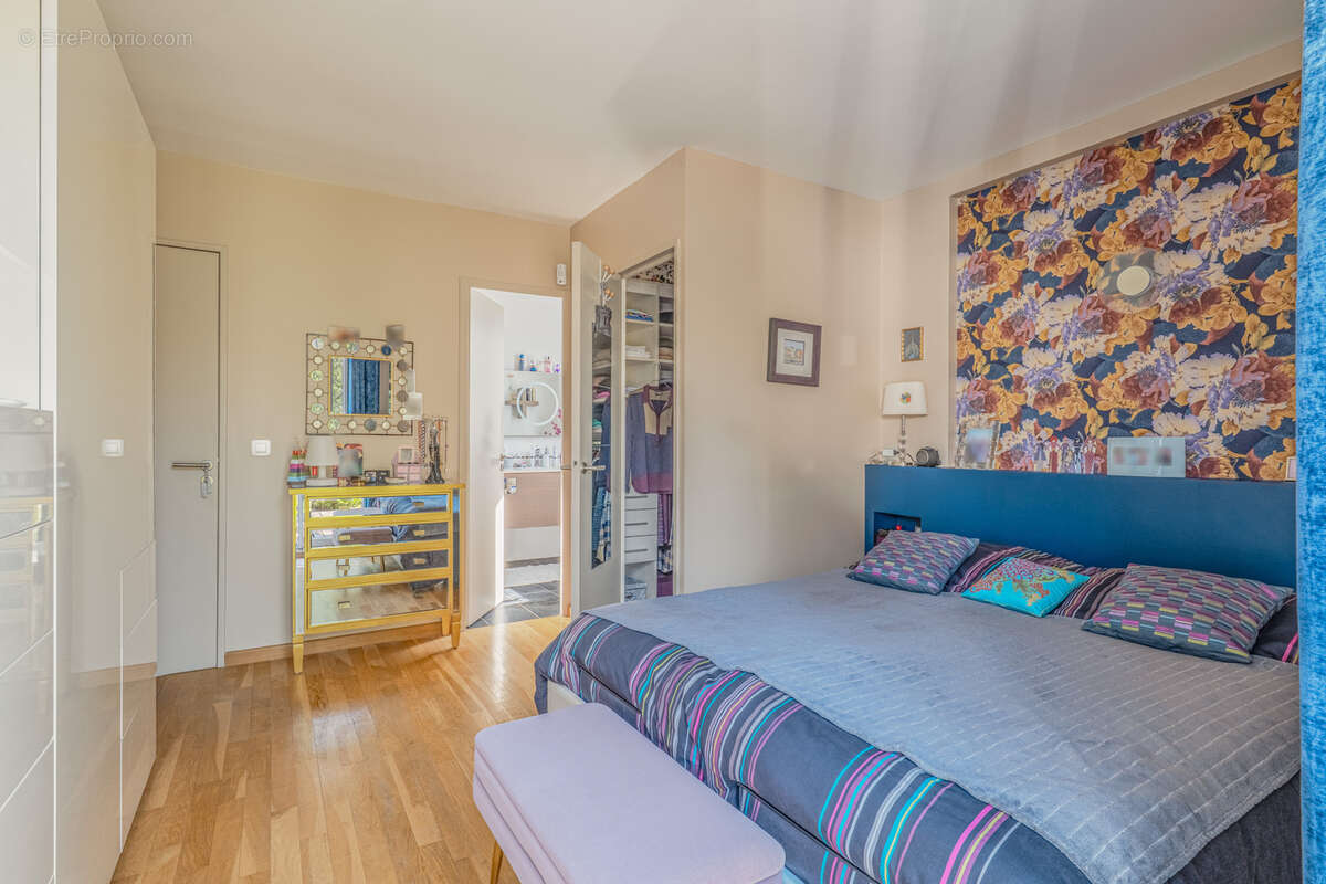 Maison à LA TOUR-DE-SALVAGNY