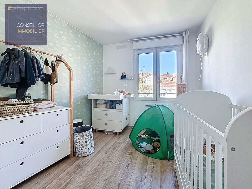 Appartement à LYON-8E