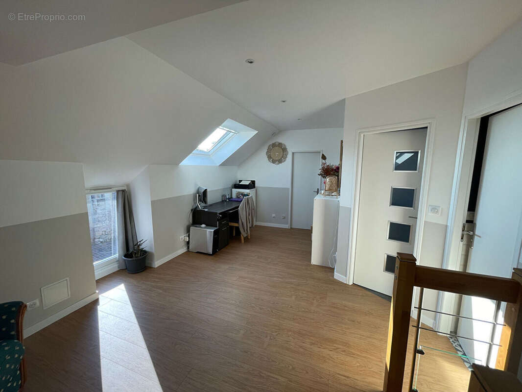 Maison à ALLAINES-MERVILLIERS