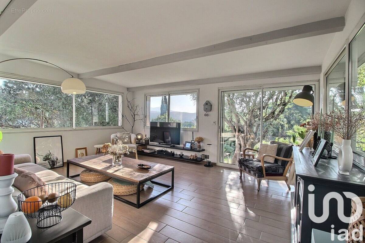 Photo 1 - Maison à LE BEAUSSET