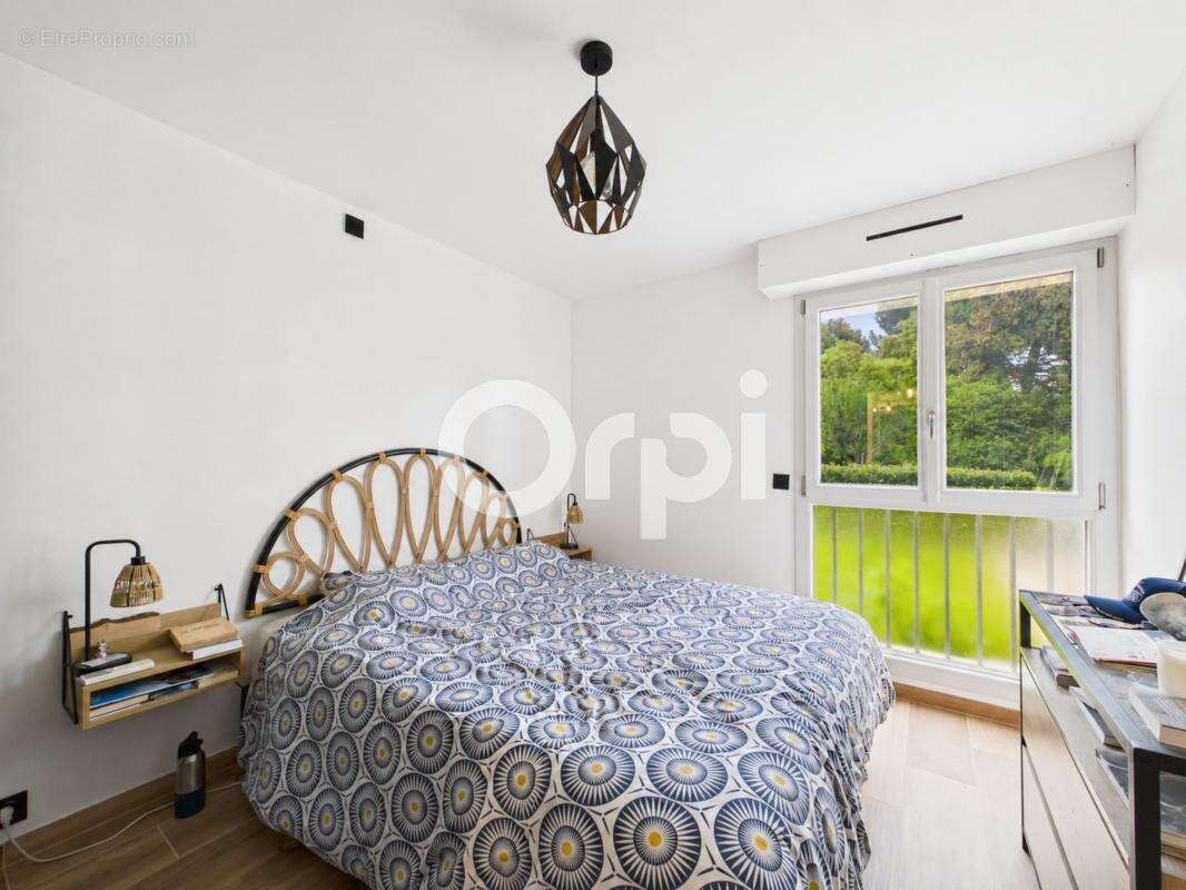 Appartement à MANDELIEU-LA-NAPOULE