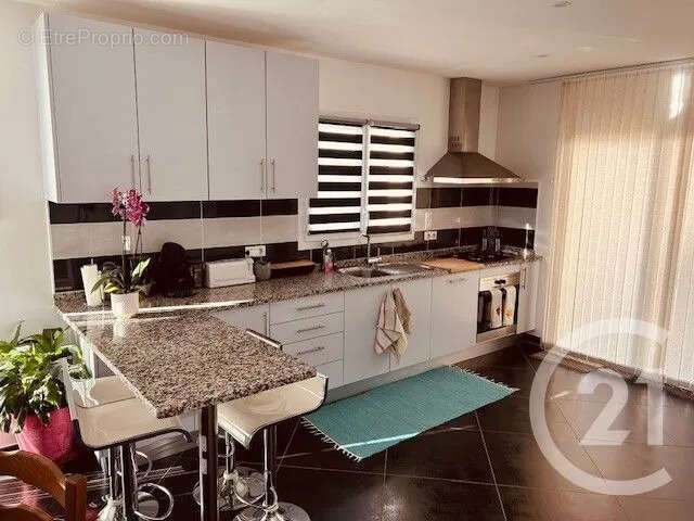 Maison à CHAMPNIERS