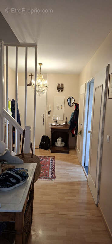 Appartement 128 m² à Limoges  - photo 4