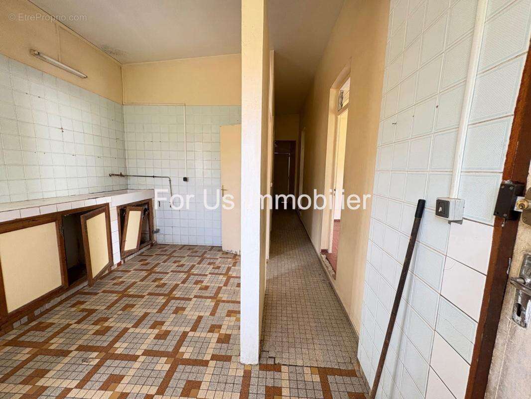 Maison à LES ABYMES