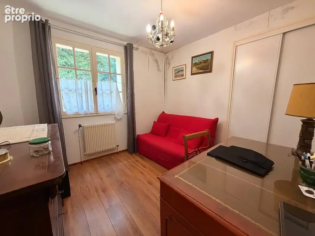 GAILHAN Maison à renover 4 pièces de 90 m2 sur une parcelle de 1000m2 arboré - photo 10