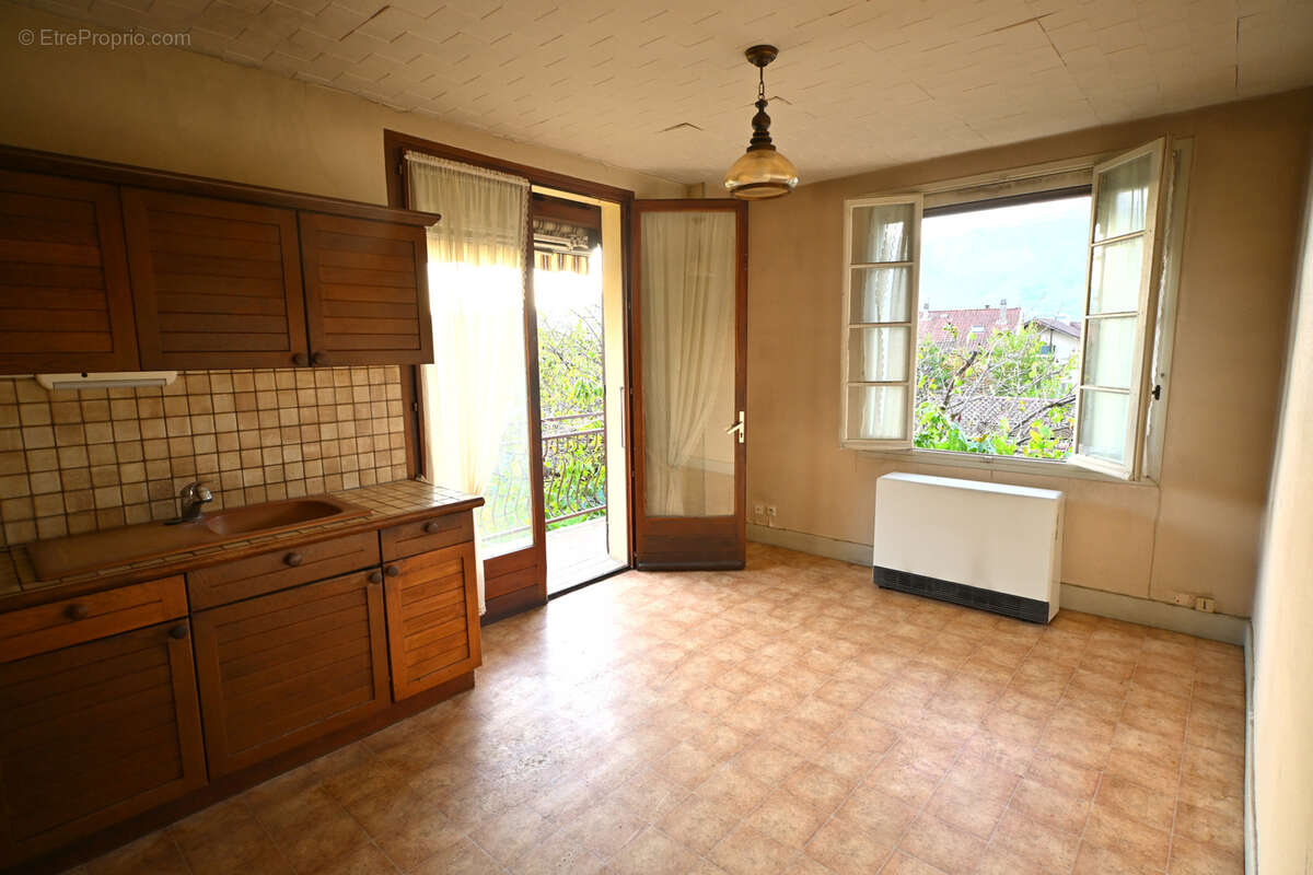 Maison à VILLARD-BONNOT