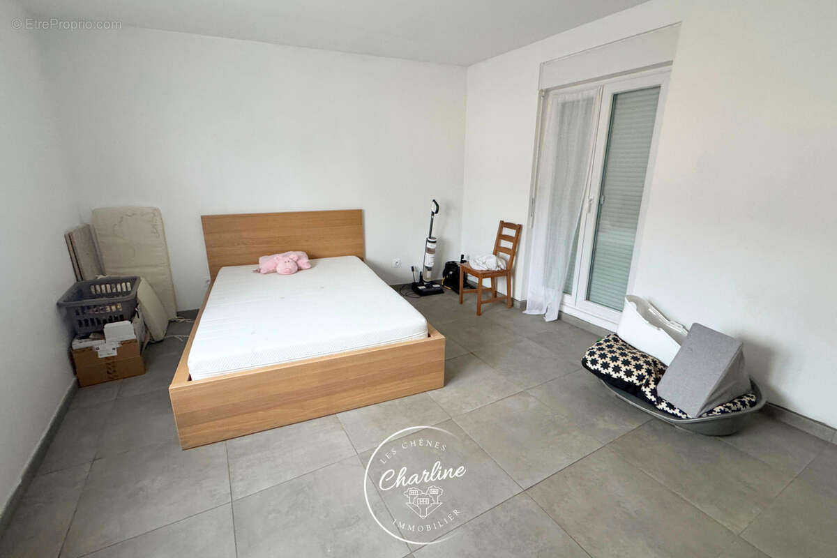 Appartement à AUBOUE