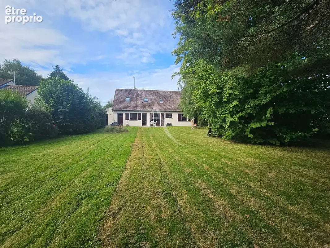 Maison Rue 4 chambres 140 m² - photo 12